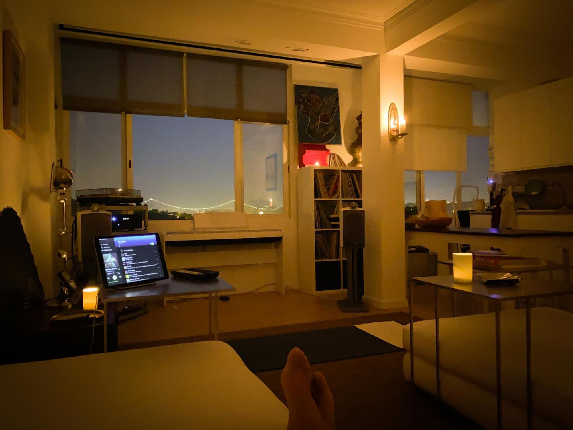 Ideally Located With Perfect Views Algés Buitenkant foto