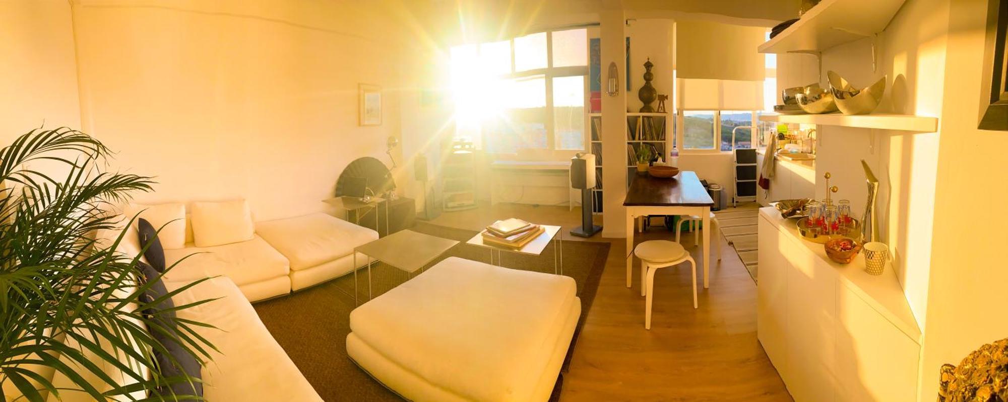 Ideally Located With Perfect Views Algés Buitenkant foto